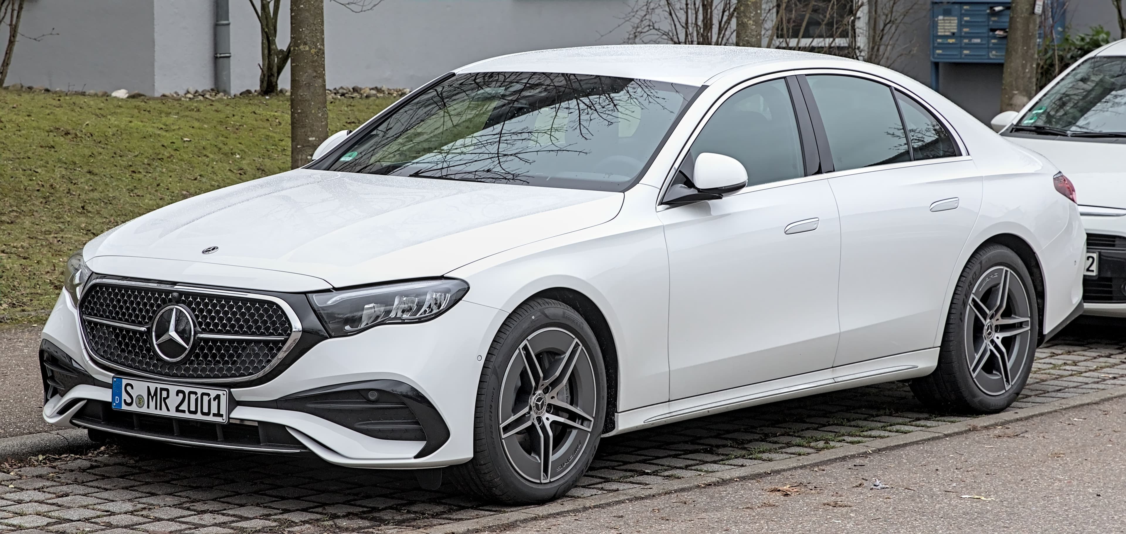 Mercedes-Benz E-Class - Image 1